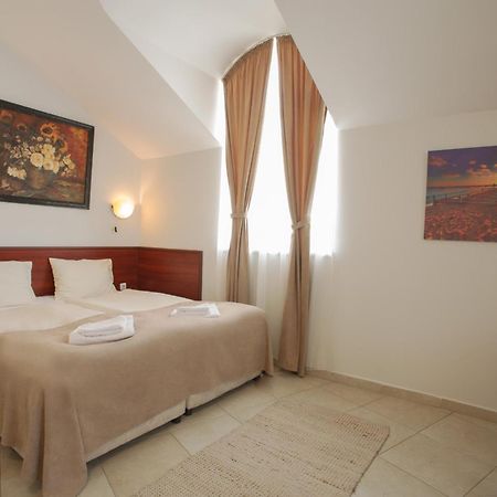 Hotel Central Balchik Luaran gambar