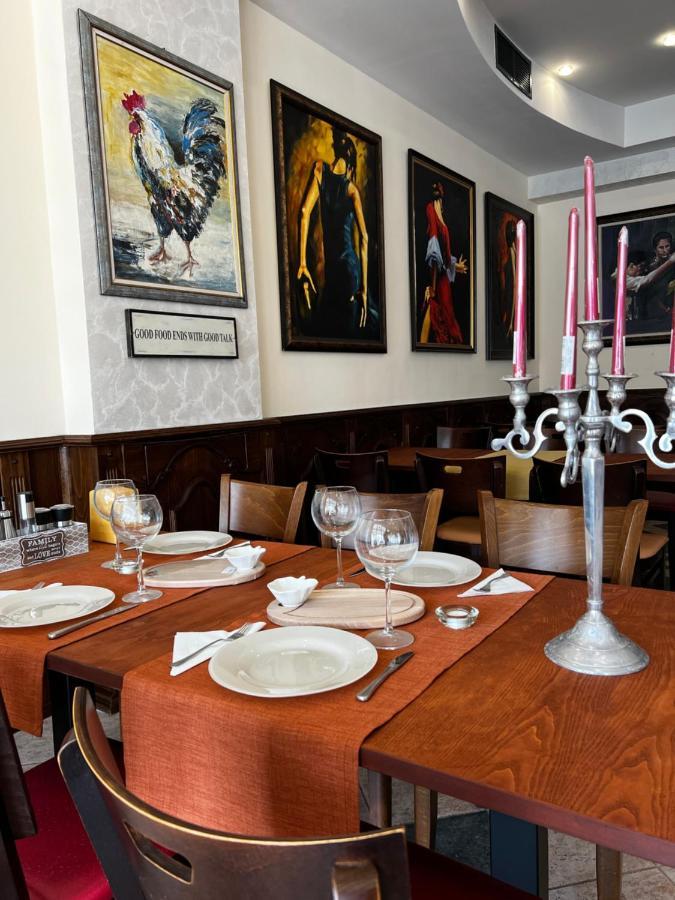 Hotel Central Balchik Luaran gambar